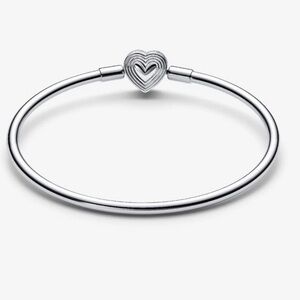 PANDORA Radiating Heart Clasp Bangle Bracelet Sterling Silver 6.7”/17cm~Gift Box